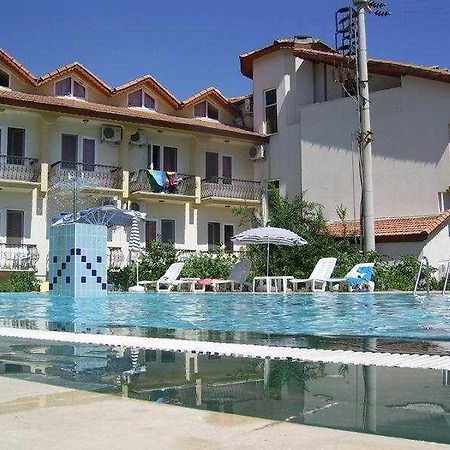 Junior Ozalp Hotell Dalyan Eksteriør bilde